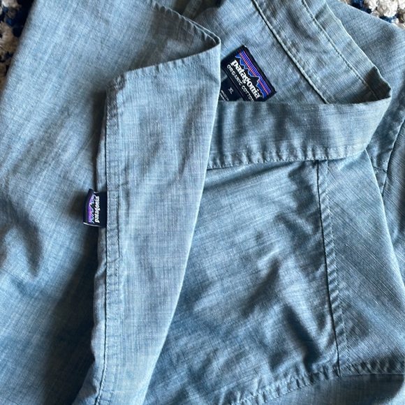 Men’s Lightweight Bluffside Shirt - Picture 5 of 5